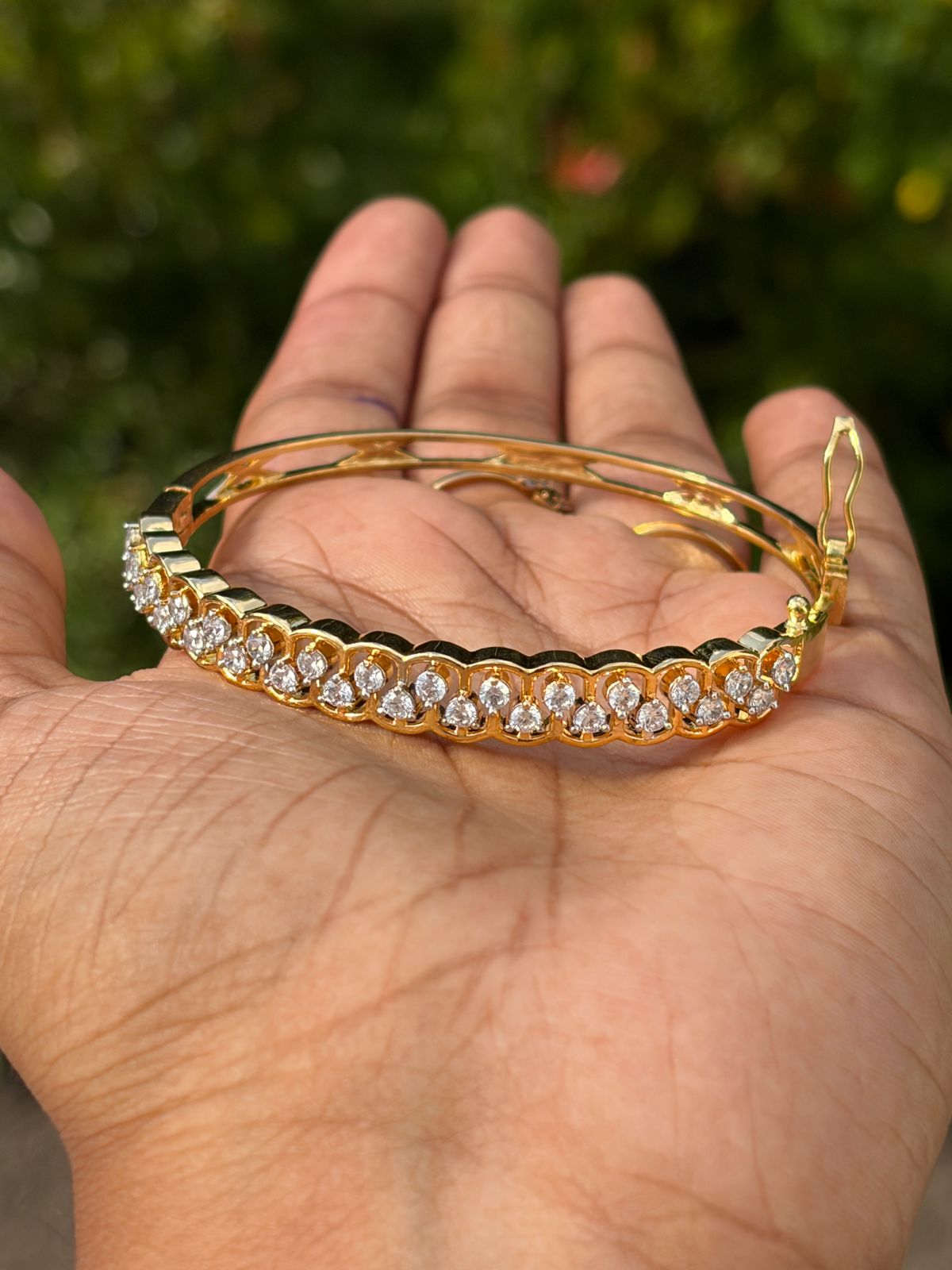 AD  bangles